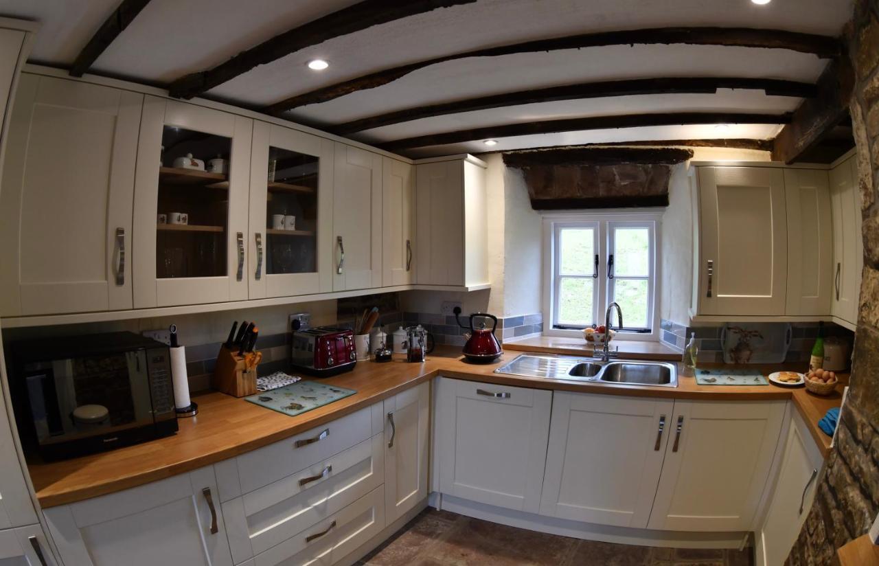 Villa Pant Llwyd Farm à Llangynidr Extérieur photo
